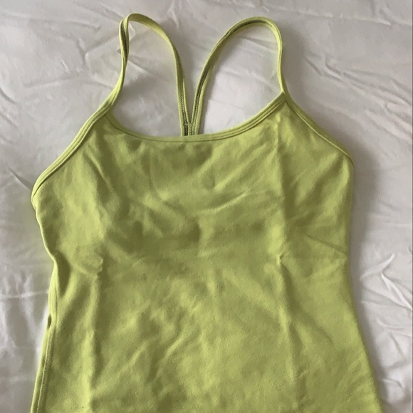 Lulu lemon Power Y tank size 4 - Picture 2 of 3